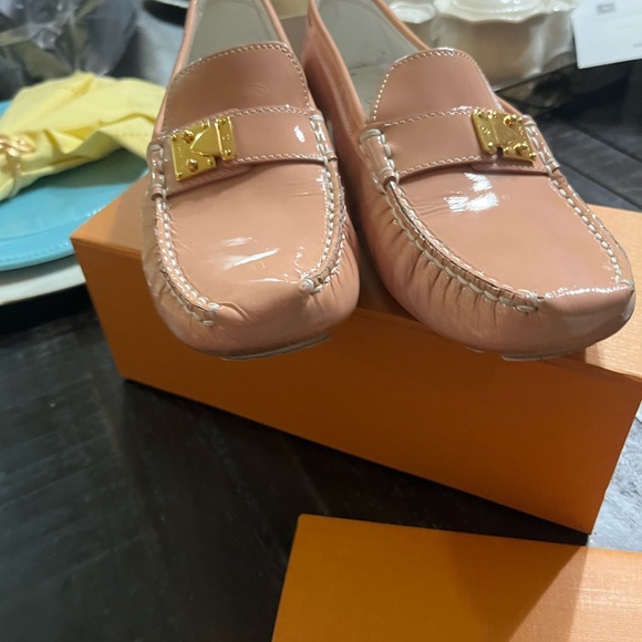 Louis Vuitton Flat Driving Shoes Patent Pink Leather - Picture 7 of 8